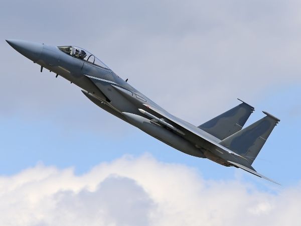 Drake-Plastics-Industry-Applications-Military-Defense-Jets-600x450